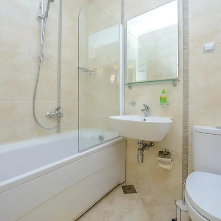 Appartement Zlata *
